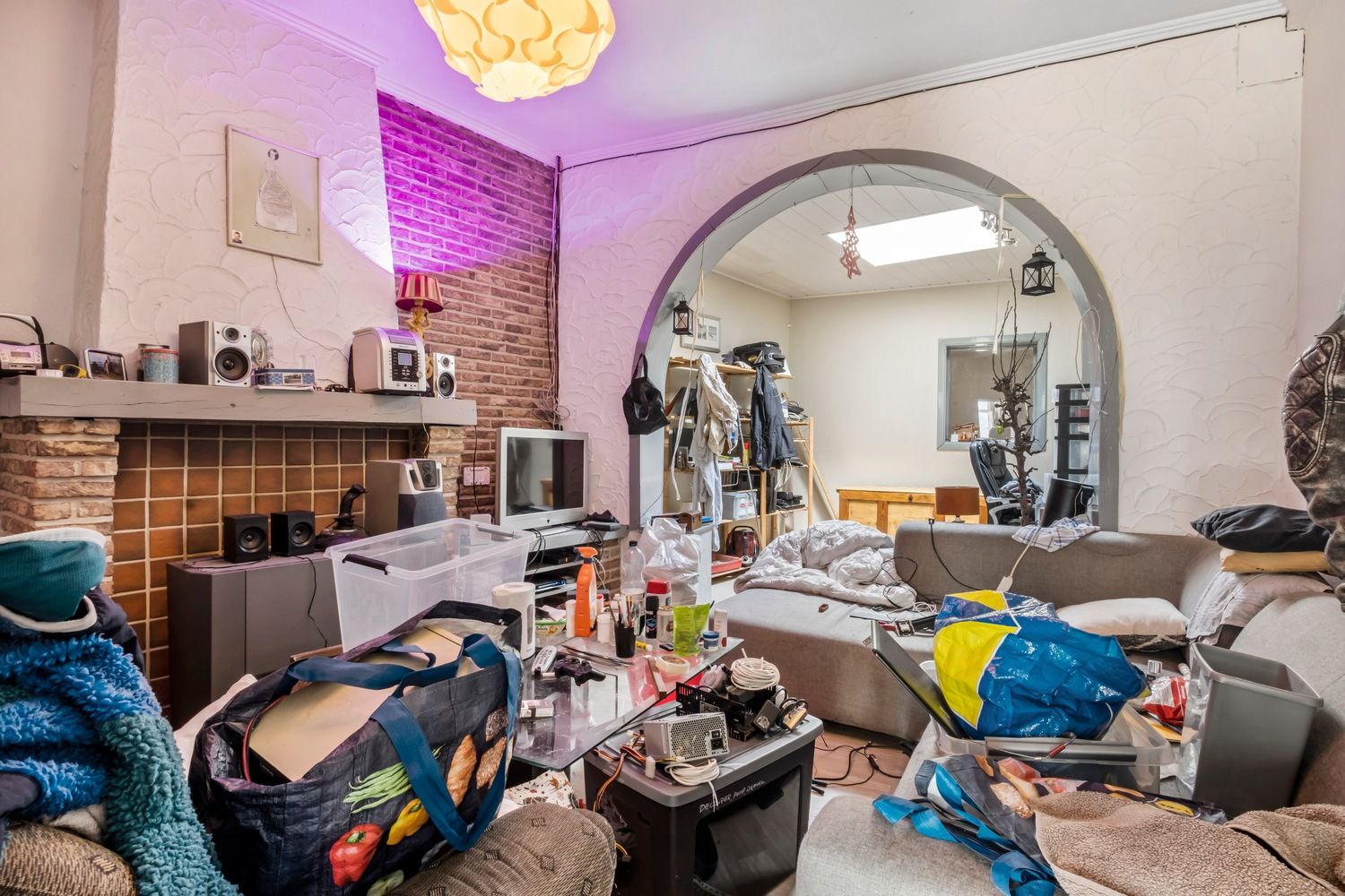 Op te knappen 2 slaapkamer woning op centrale locatie foto 6