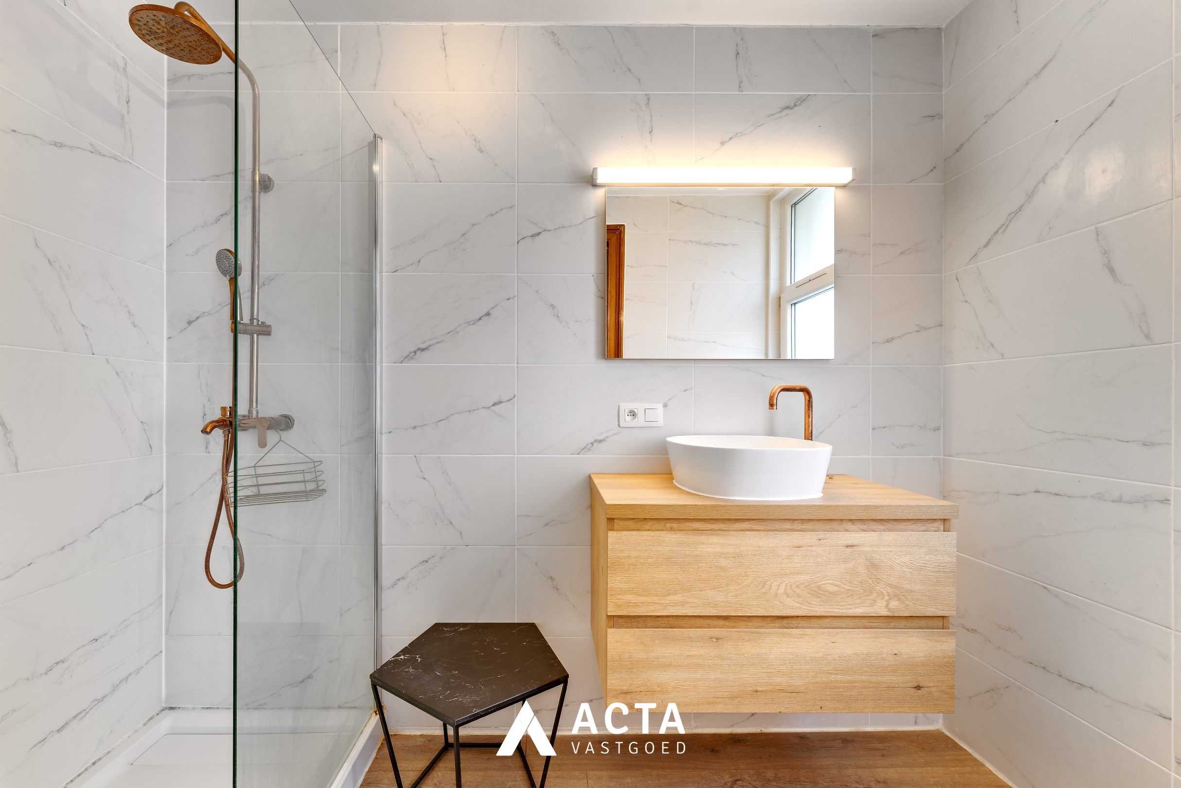 Gerenoveerde herenwoning met vier vergunde appartementen in hartje Oostende foto 18