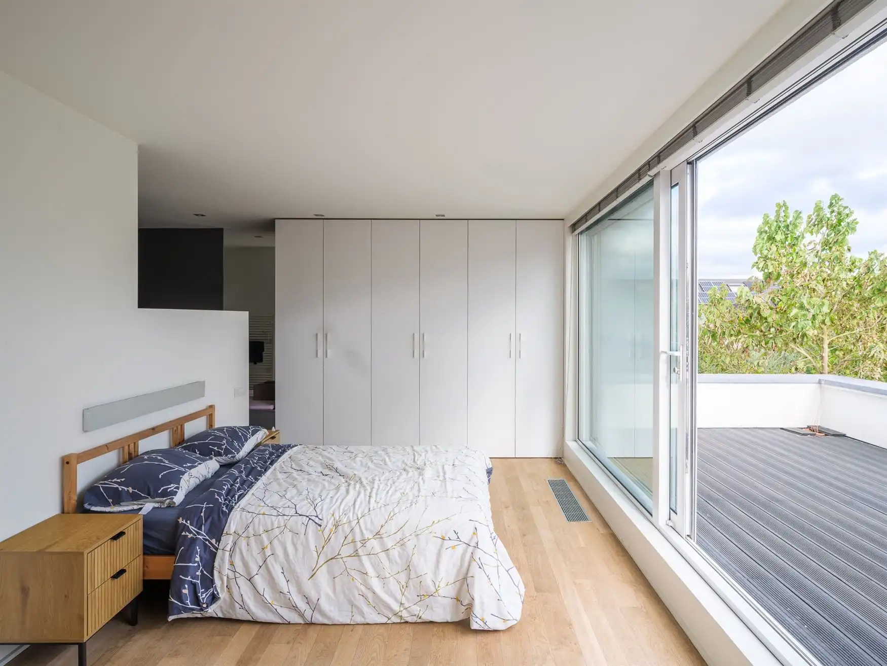 High-end designwoning met zuidgerichte tuin foto 11