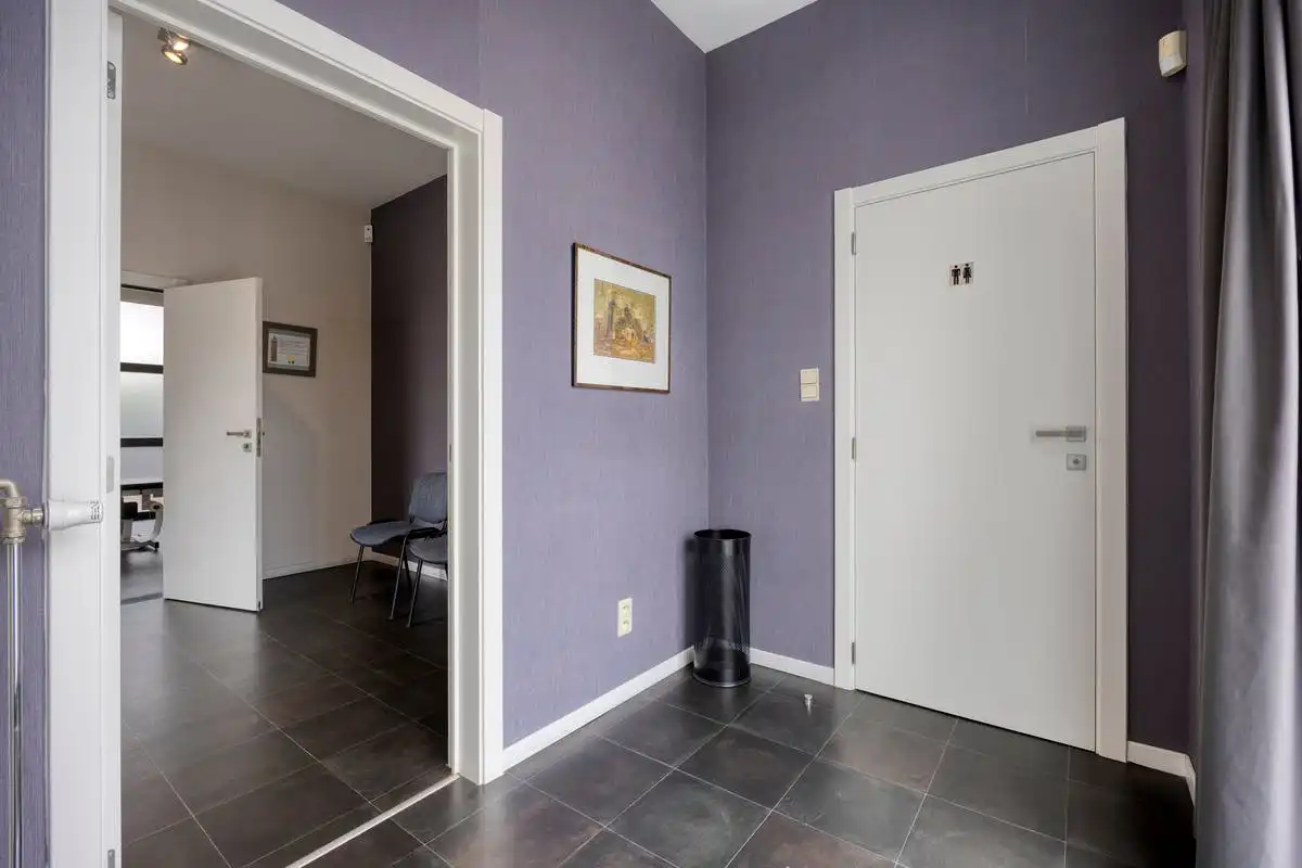 Karaktervolle viergevel woning op 24 are in Grimbergen – wonen en werken op toplocatie foto 43