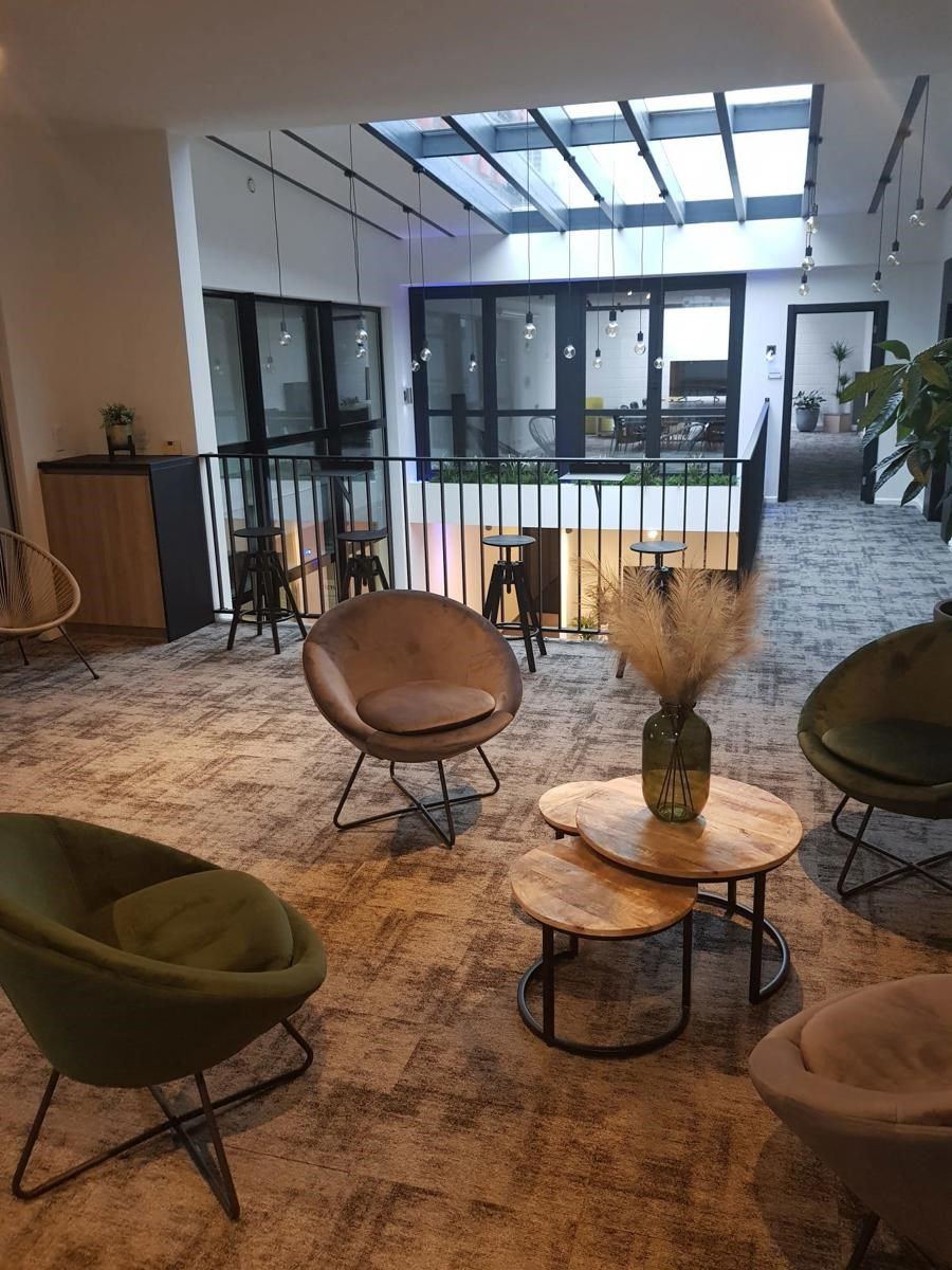 Kantoor, 94m², terras en parking, Genk-Noord foto 12