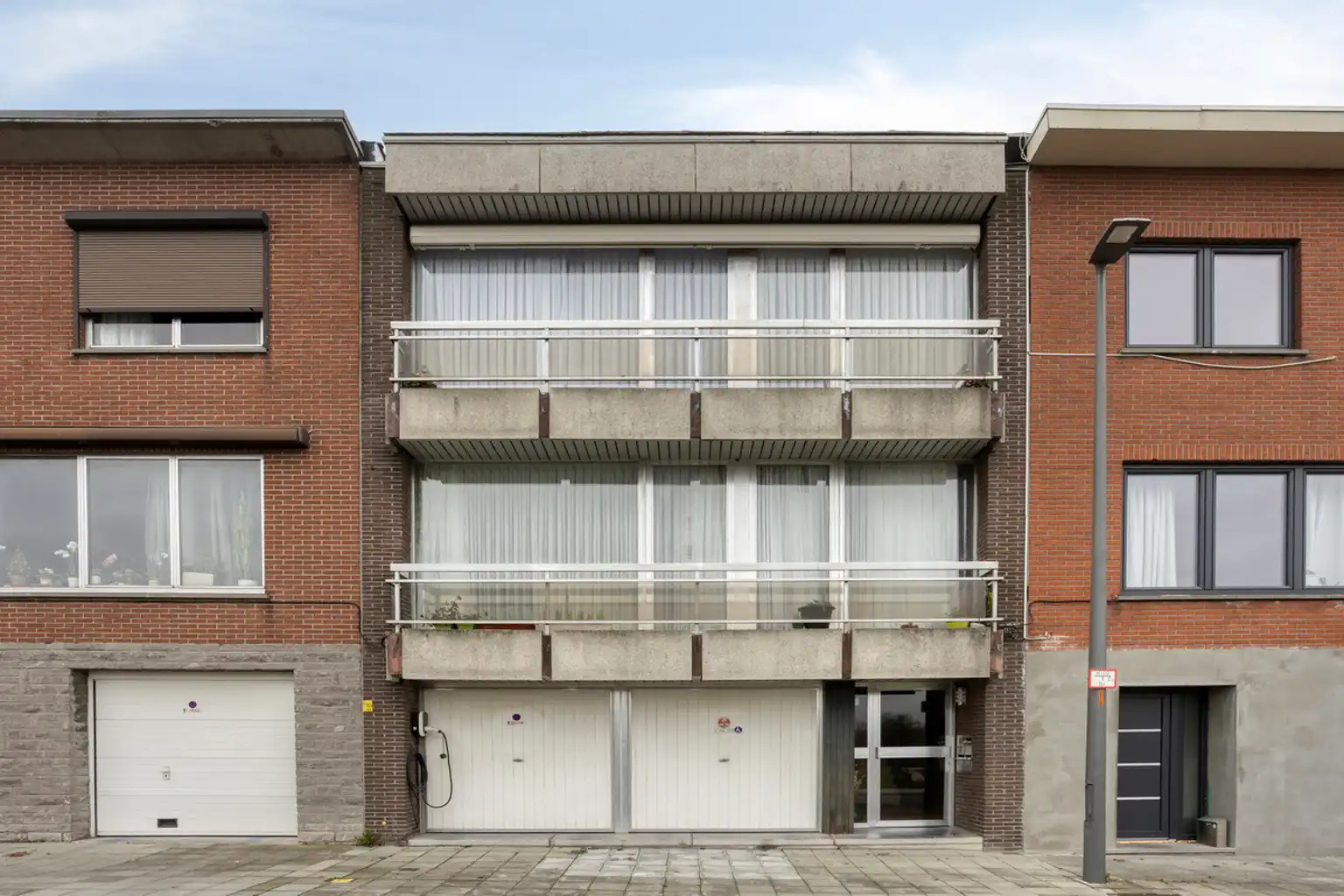 2-slaapkamer appartement in een kleinschalig gebouw foto 20