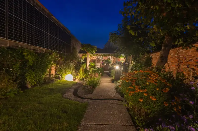 Unieke, instapklare  burgerwoning met 3 slaapkamers, aparte duplex- studio (co- housing, student...), Italiaanse tuin...(Energielabel B,  zonnepanelen...) foto 28