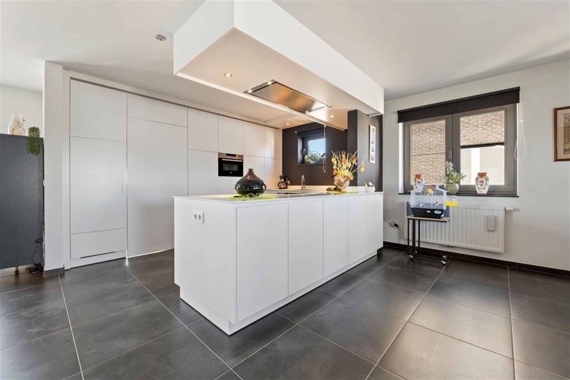 INSTAPKLAAR 2 SLK APPARTEMENT MET ONDERGRONDSE STAANPLAATS IN HARTJE MAASMECHELEN  foto 9