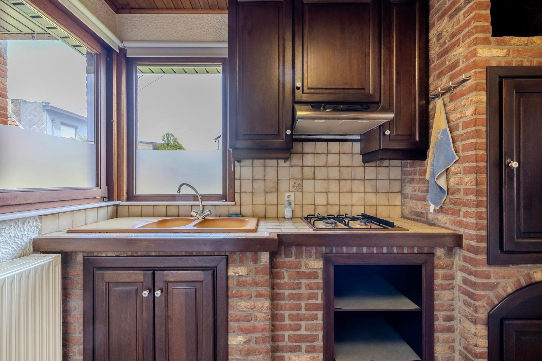 Centraal gelegen woning met 2 slpk foto 9