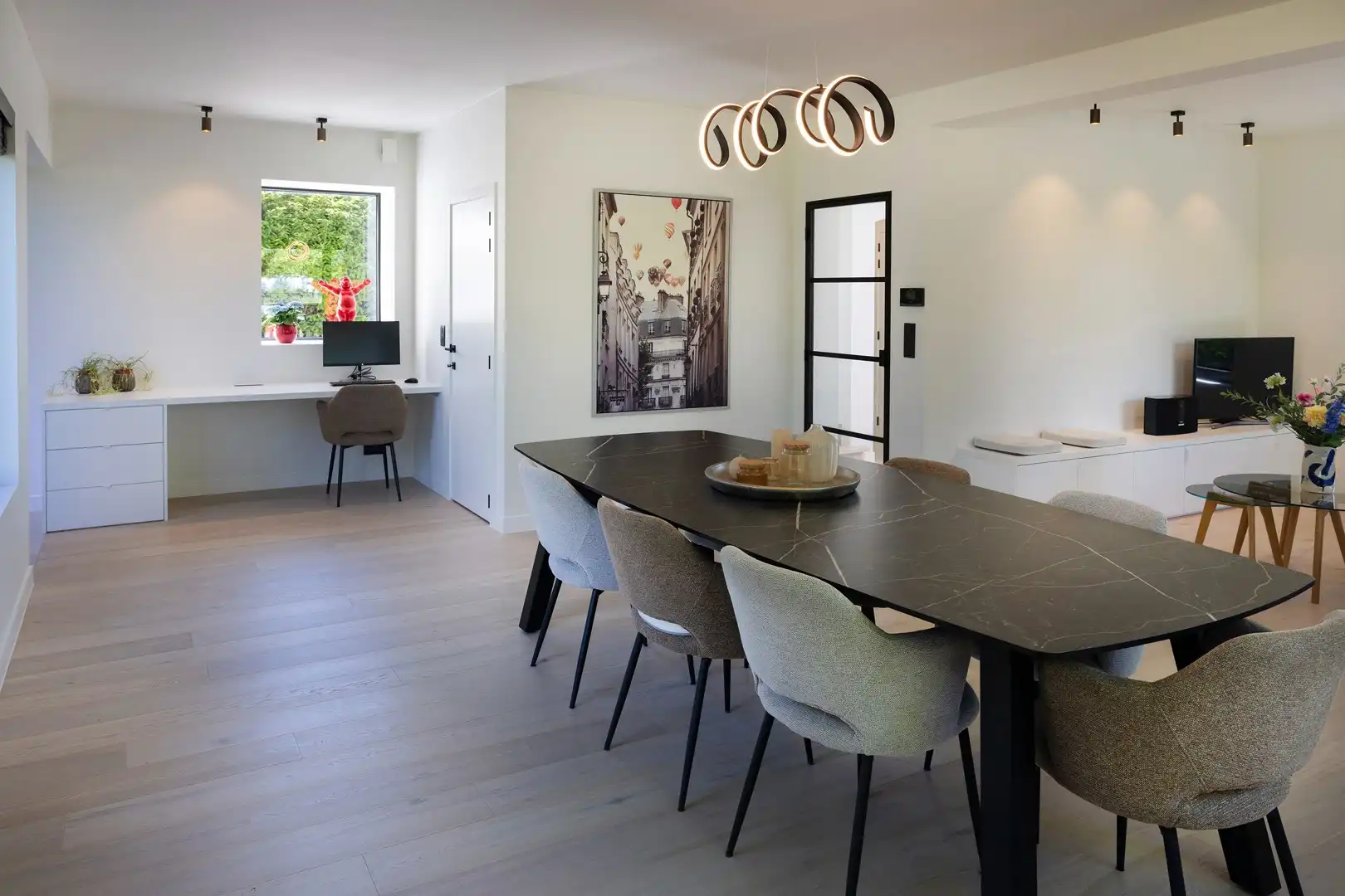 100% instapklare woning met 4 slaapkamers foto 4