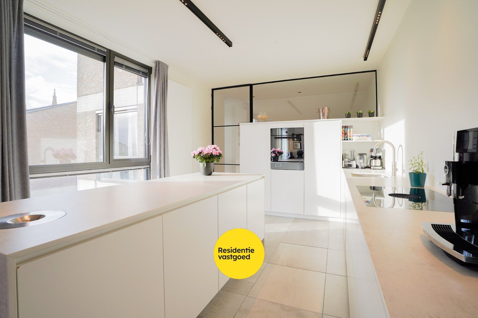 Exclusief wonen aan het Koningin Astridpark – stijlvol appartement met uitzonderlijk terras foto 5