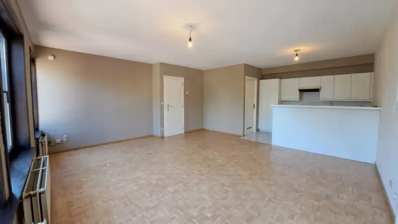 Comfortabel 2-slaapkamerappartement met Terras te huur in Oostkamp foto 2