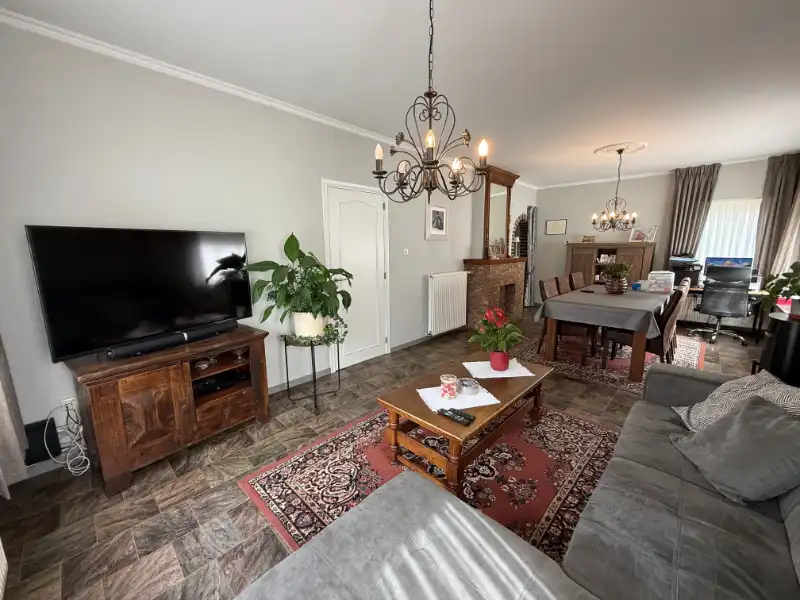 Vrijstaande woning met 3 slaapkamers, garage en tuin in Geel foto 4