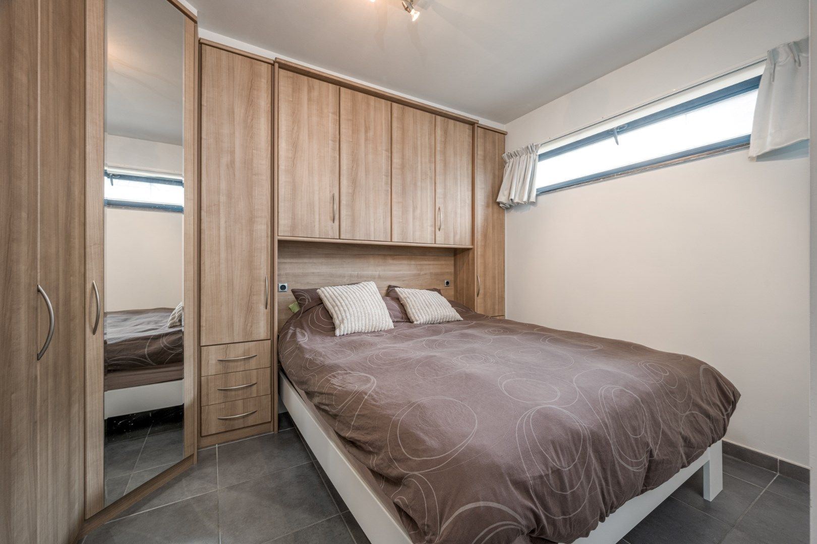 Gezellig appartement met 2 slaapkamers en garage foto 8