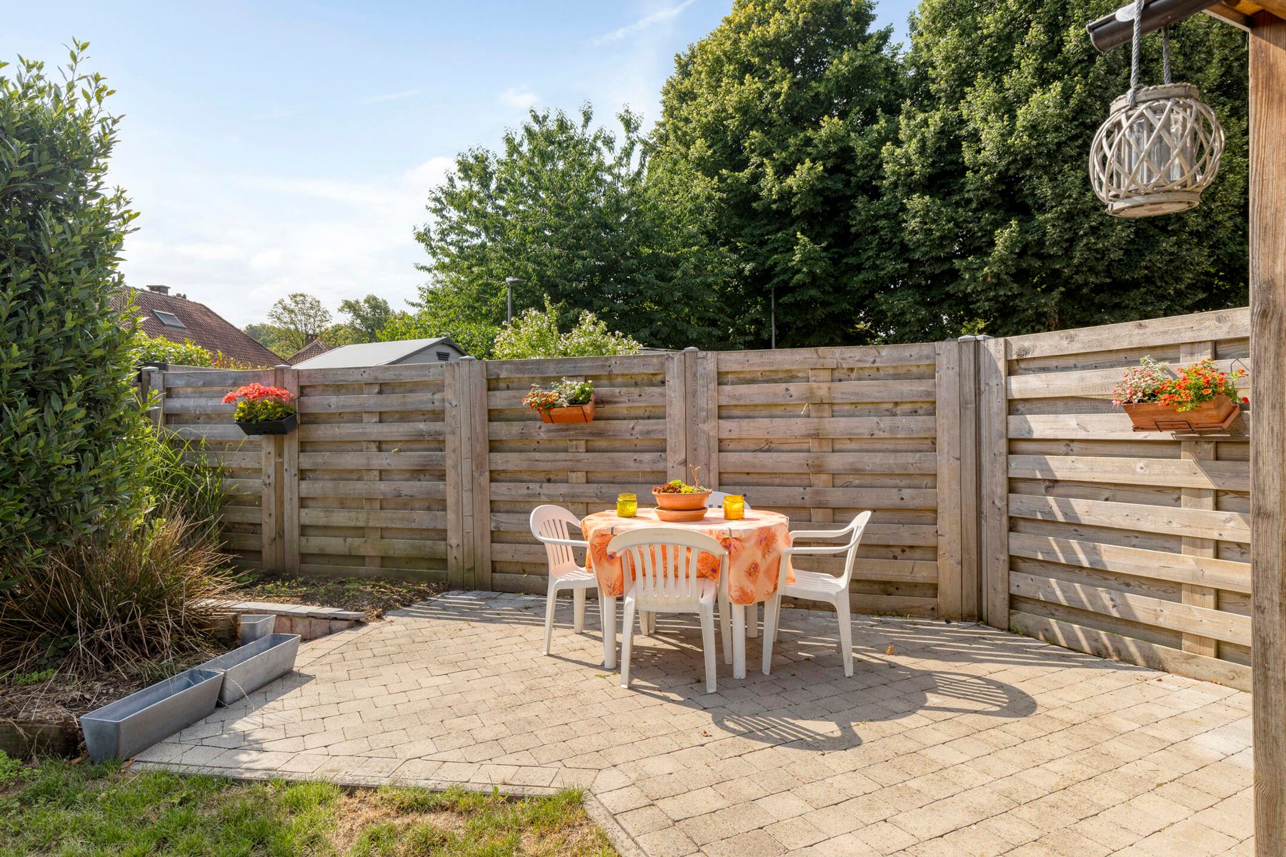 Instapklare woning met zonnige tuin in een rustige buurt! foto 20