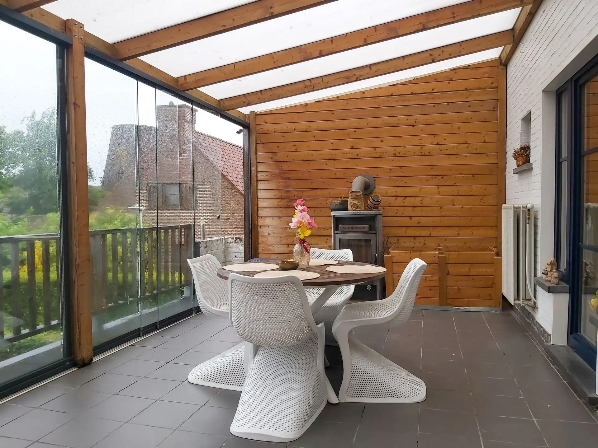 Wonen én werken op een toplocatie – praktijkruimte met ruime duplexwoning met 4 slaapkamers op een perceel van 4a23ca! foto 6