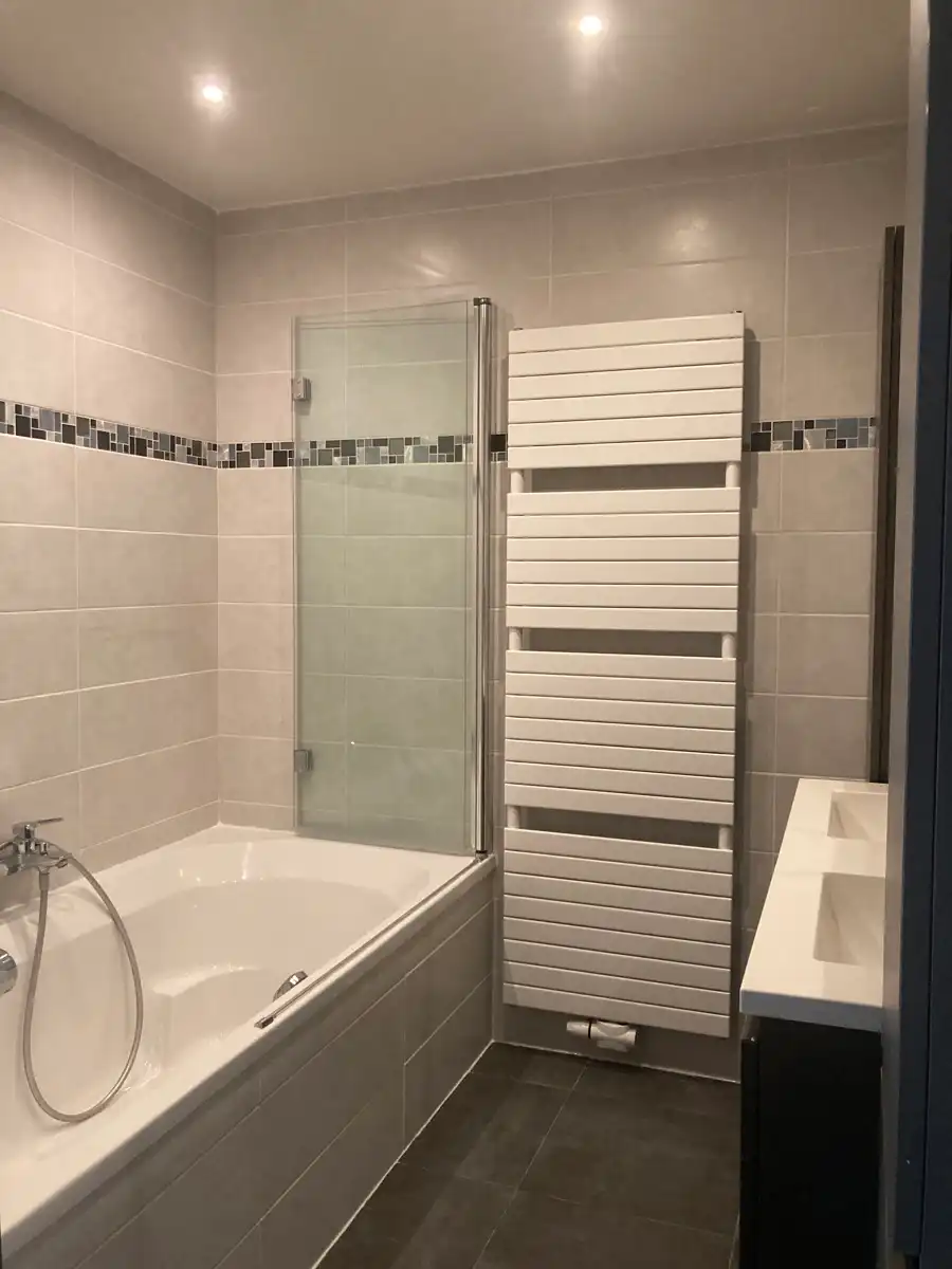 Instapklaar appartement met garage foto 7