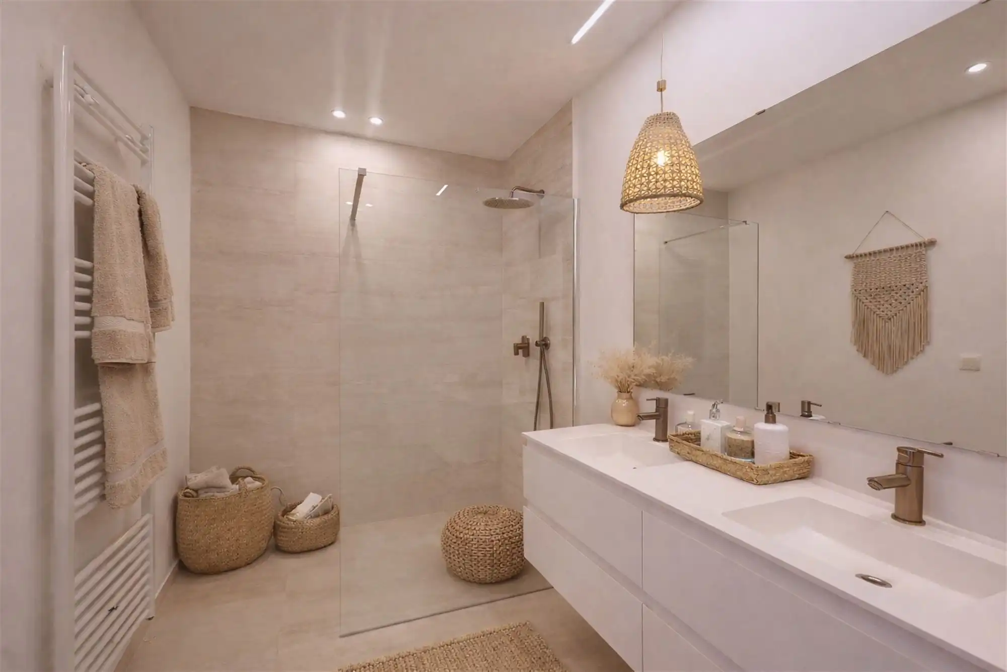 Gerenoveerd gelijkvloers appartement met tuin in Markgravewijk foto 13