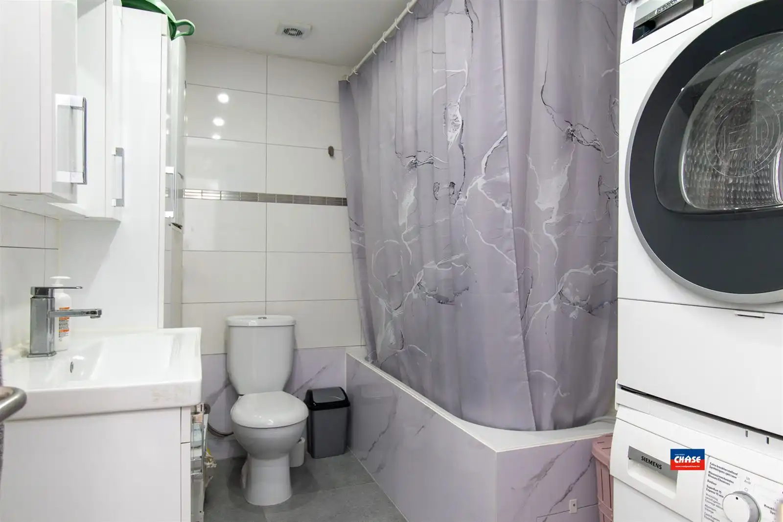 Instapklare rijwoning met tuin en garage foto 13