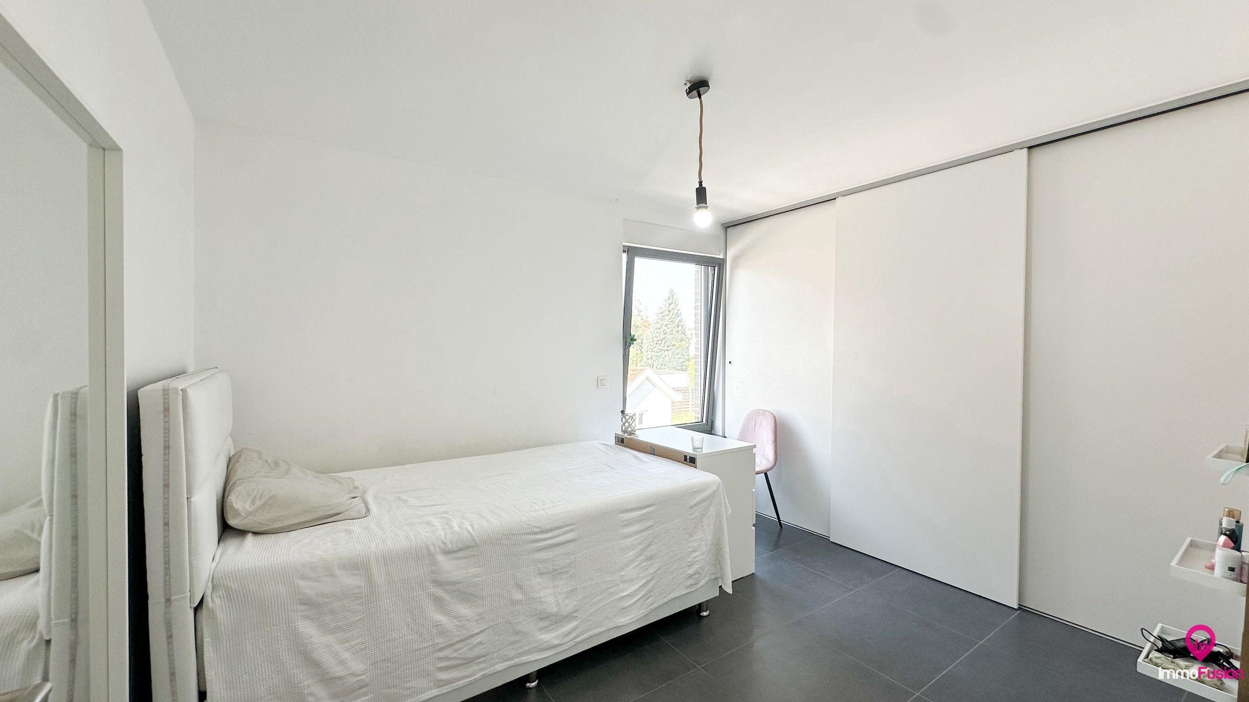 Recente vrijstaande woning van 240 m² en 8are grond! foto 27