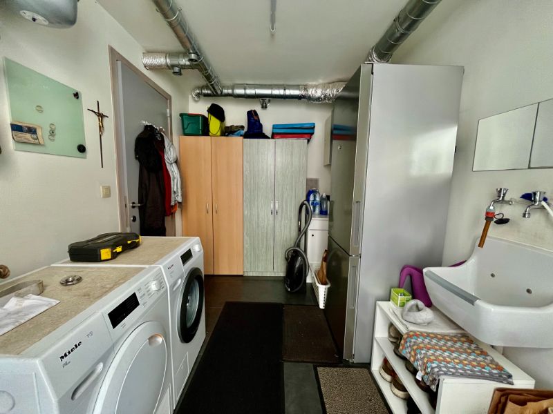 CHARMANTE HALFOPEN BEBOUWING MET DRIE SLAAPKAMERS TE HUUR foto 13