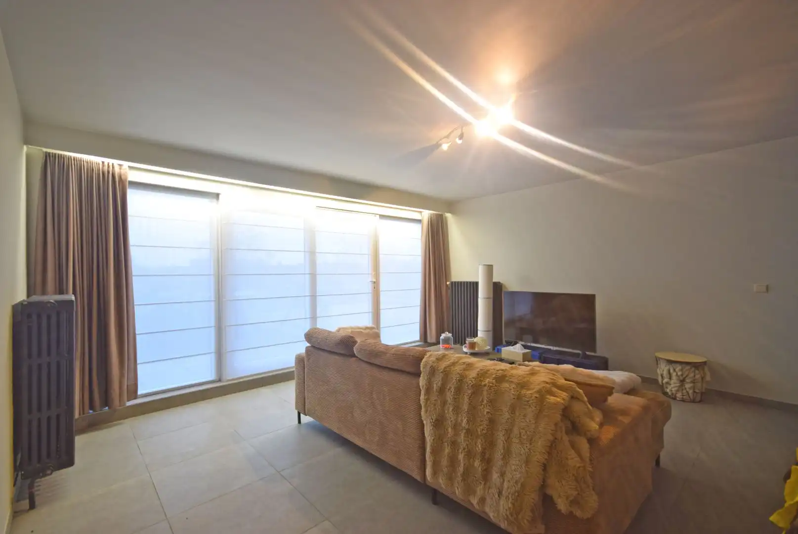 ÉÉNSLAAPKAMER APPARTEMENT MET GROOT TERRAS foto 4