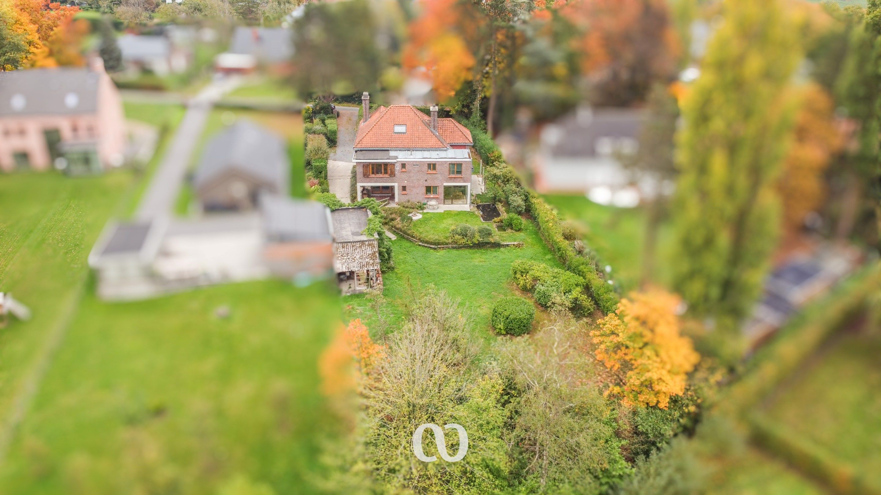 Indrukwekkende karaktervolle herenwoning foto 27