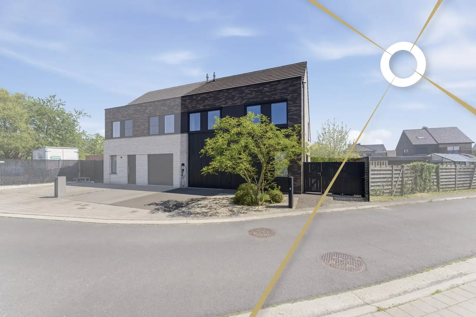 Exclusieve, energiezuinige Halfopen bebouwing (2017) met 4 slaapkamers, zonnige tuin en hoogwaardige afwerking te Ieper foto {{pictureIndex}}