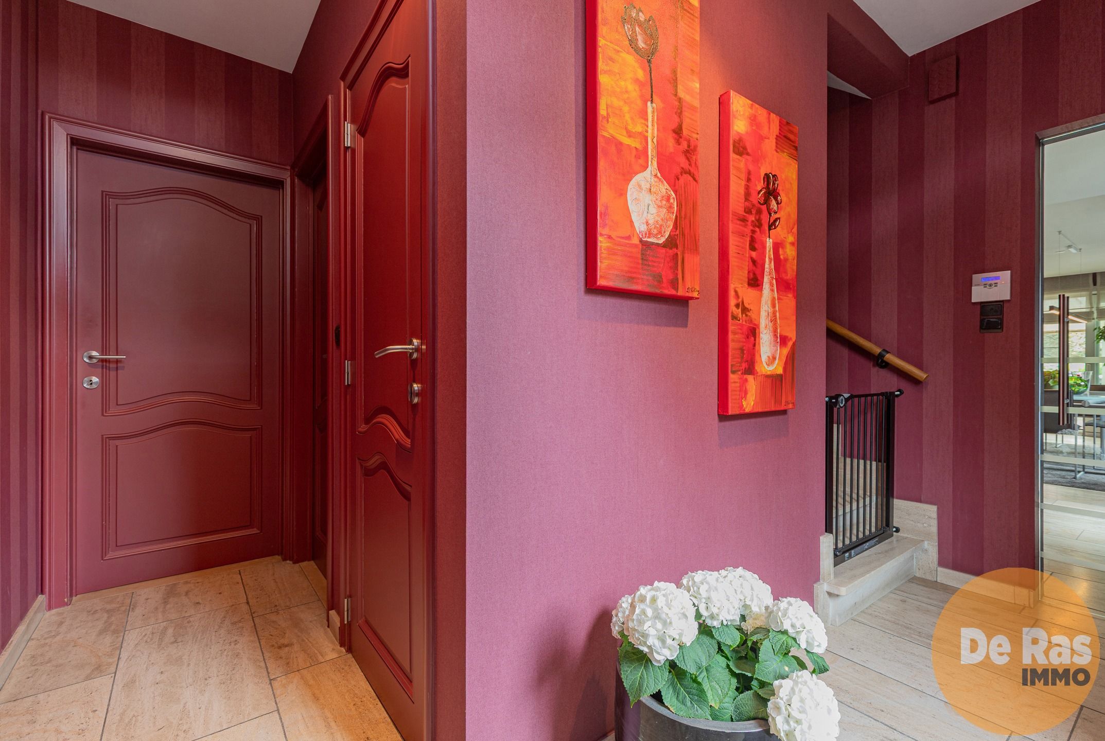 NIEUWERKERKEN - GROTE WONING MET PRAKTIJK foto 9