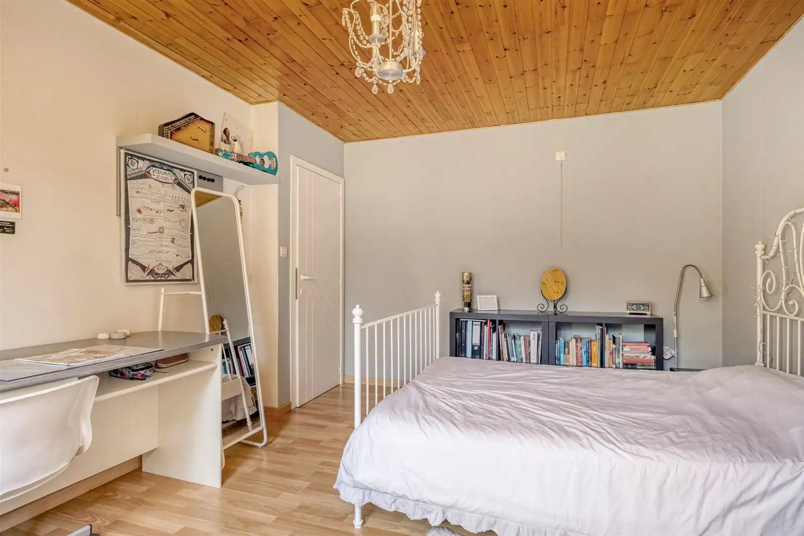 TE KOOP: Uniek woon- en investeringspand met ruime woning en 6 verhuurde studio’s te Heusden-Zolder! foto 34