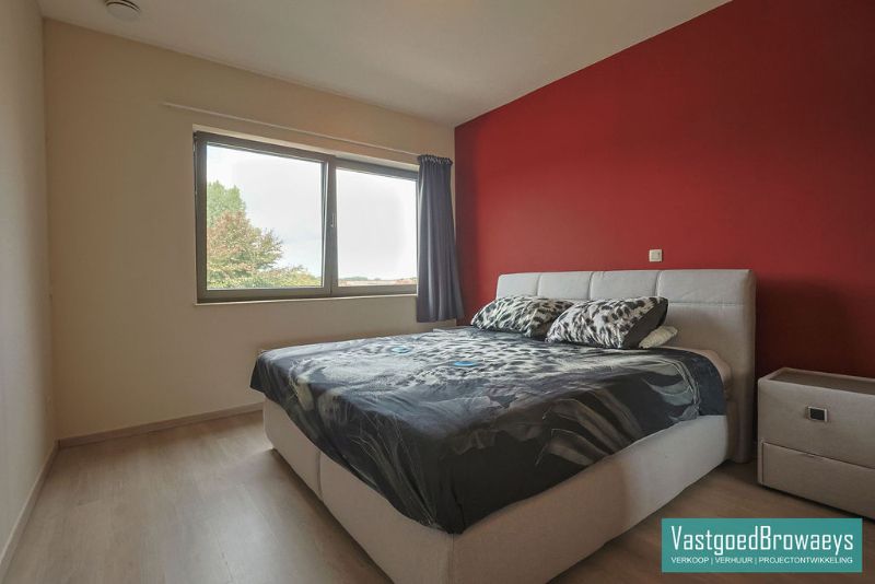 Instapklare ruime rijwoning met 3 slaapkamers foto 16