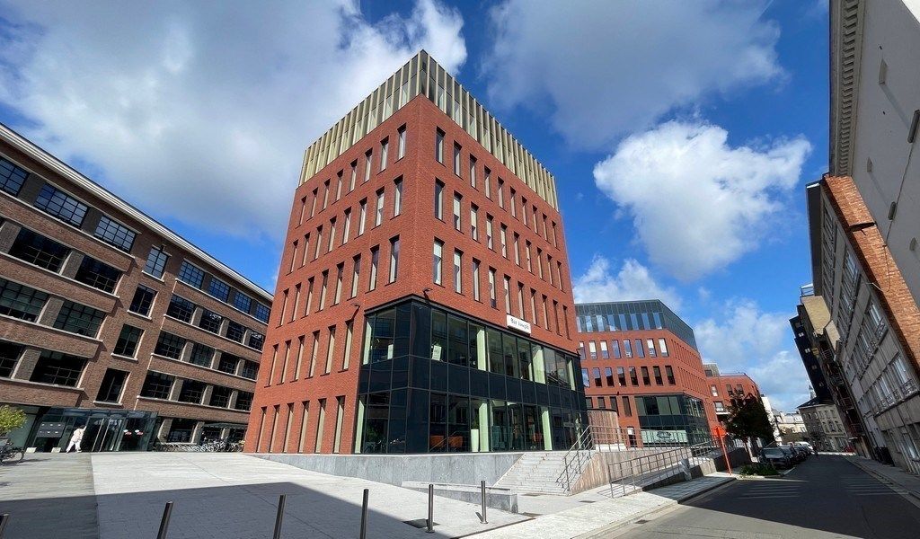 Zuidpoort Mechelen - nieuwbouw kantoren te huur aan station foto 2