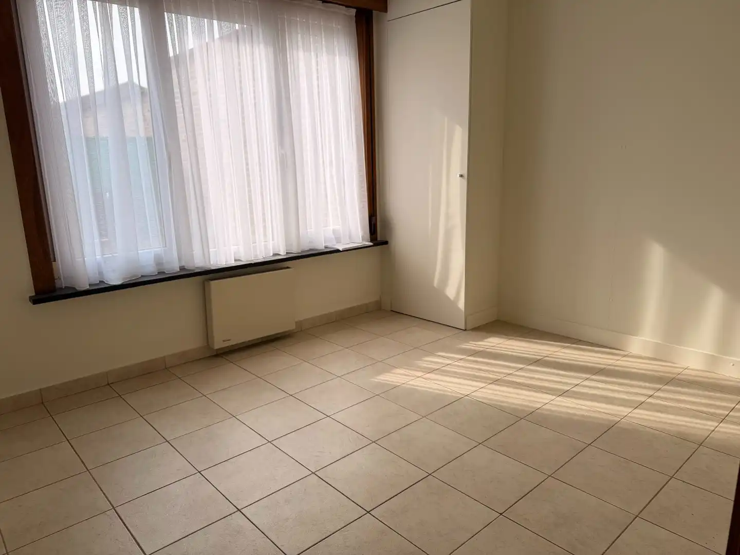 Gelijkvloers appartement met autostaanplaats te Haasdonk foto 9