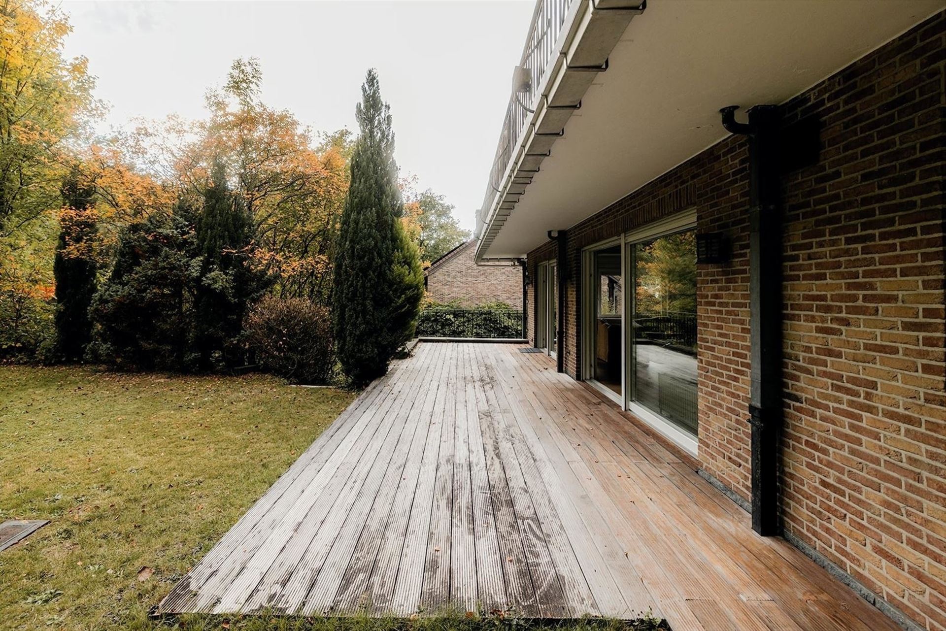 Uitzonderlijk appartement met tuin foto 6