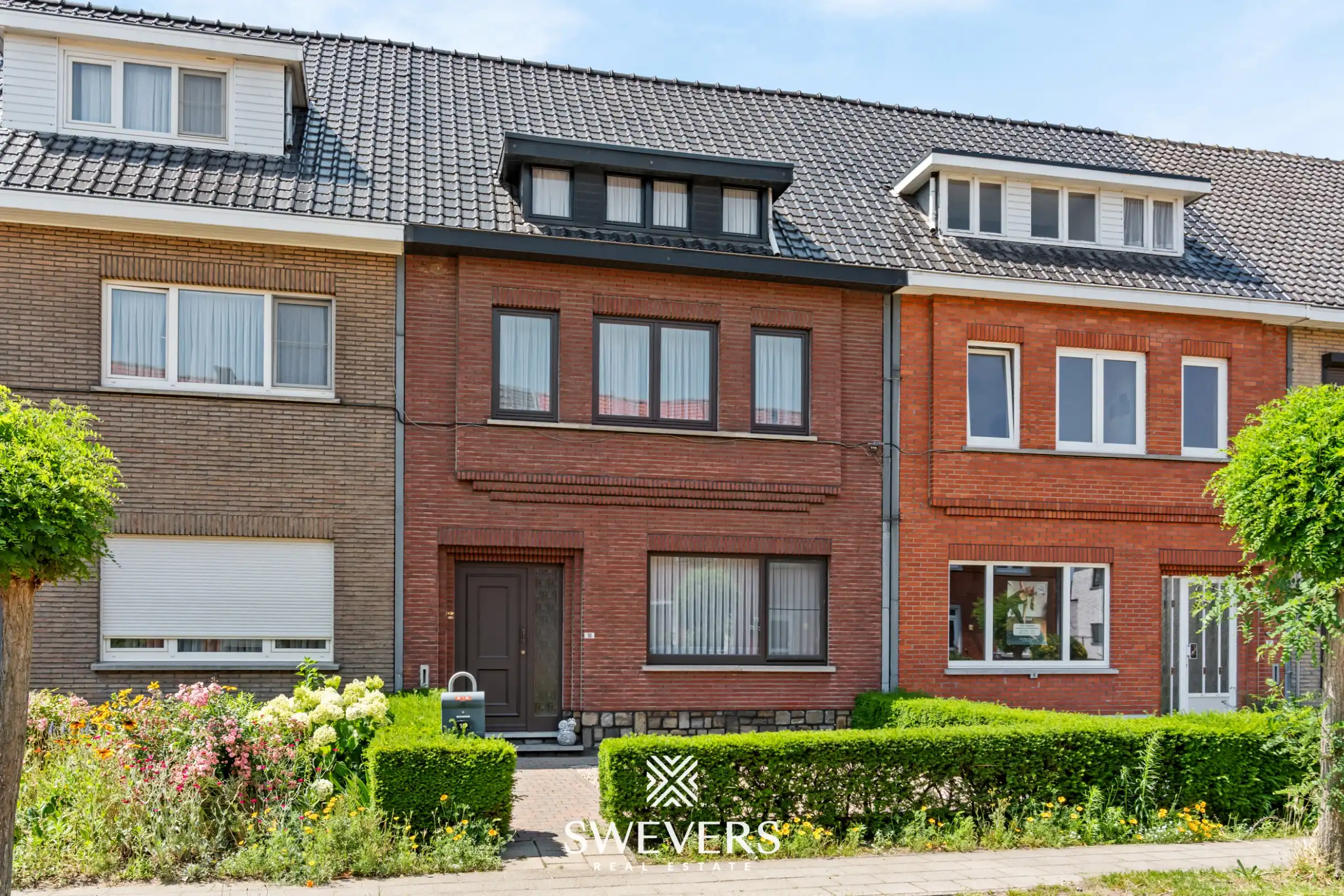 Ruime gezinswoning (3slpk) met garage en zonnige tuin op rustige locatie in de Banneuxwijk foto 33