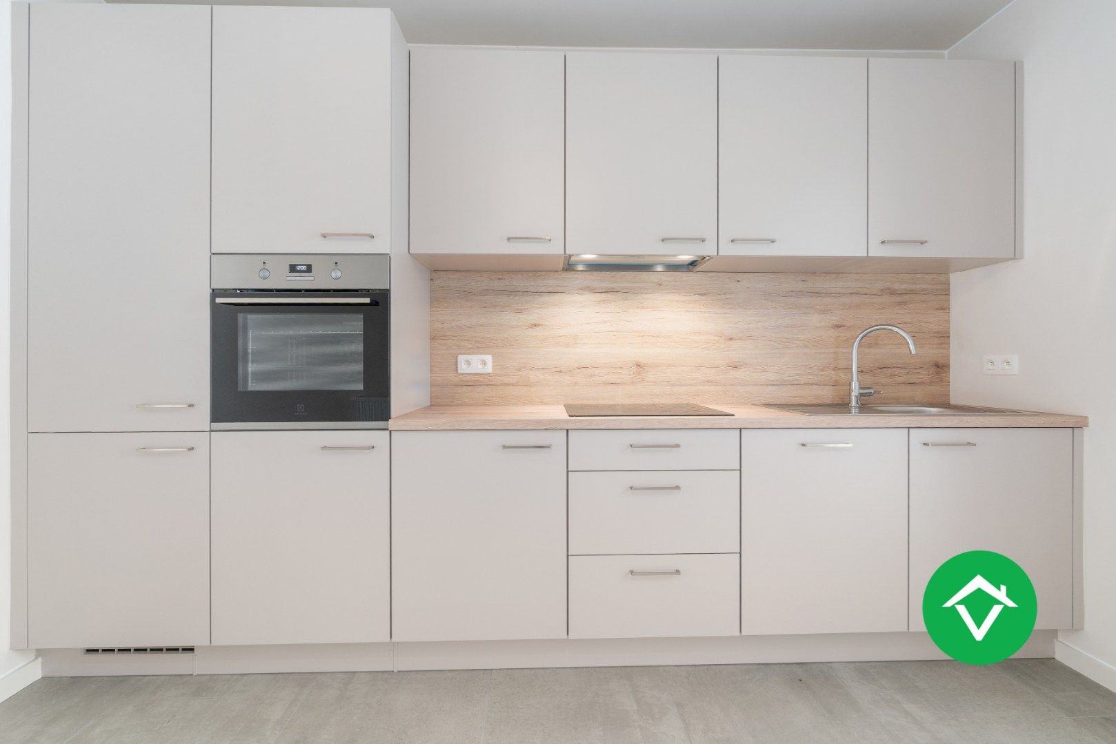 Instapklare rijwoning in hartje Gistel – gerenoveerd in 2025 foto 10