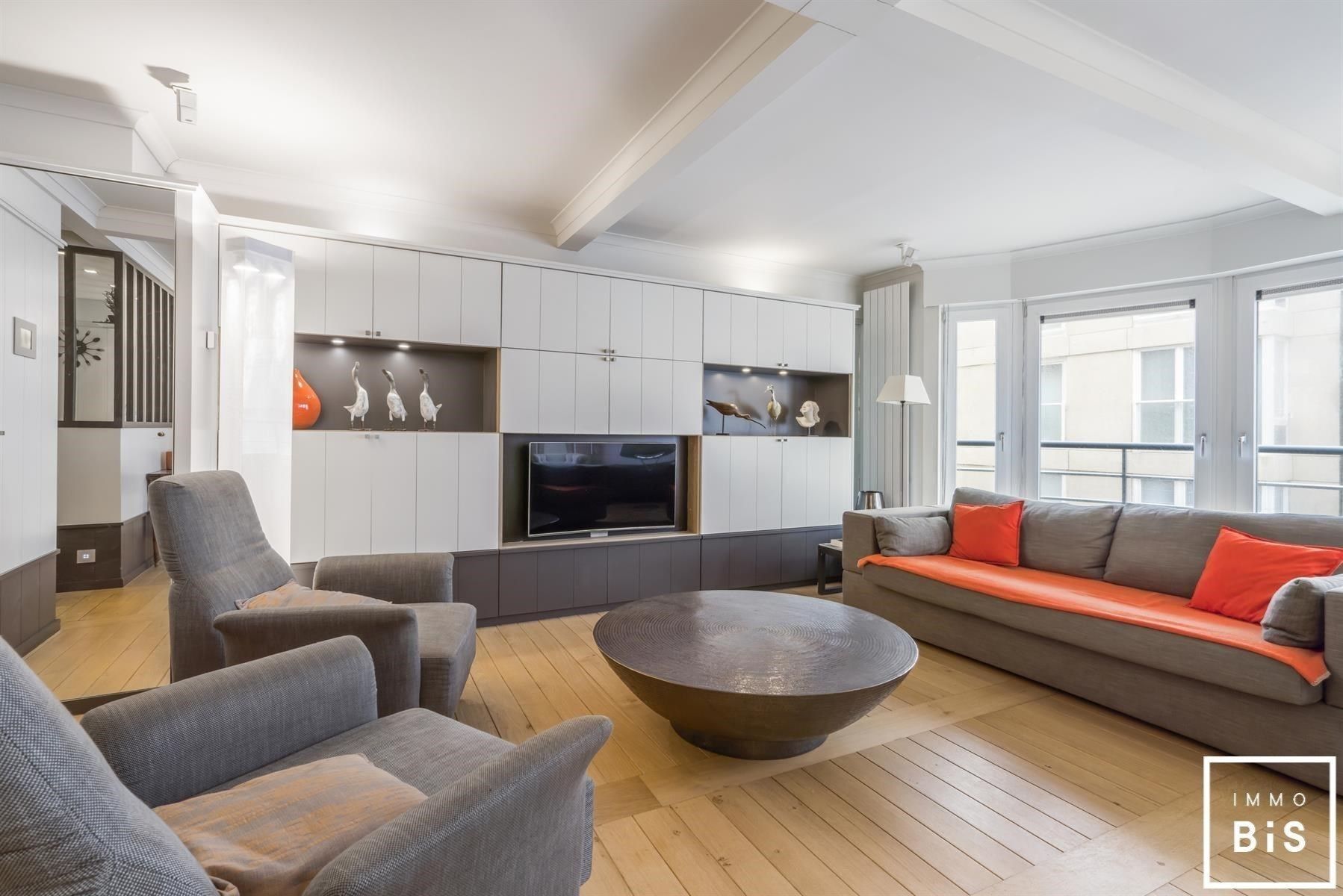 Mooi gemeubeld 3 slaapkamer appartement gelegen op een boogscheut van de Zeedijk in het Zoute foto 3