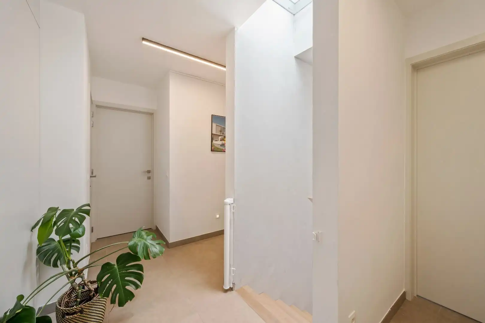 Energiezuinige woning met 3 slaapkamers, ruime garage en zongerichte tuin. foto 13