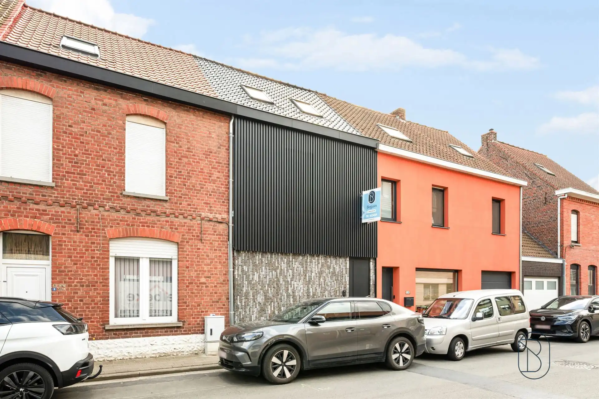 Topgelegen stijlvolle kwalitatieve nieuwbouw met zwembad. foto 22