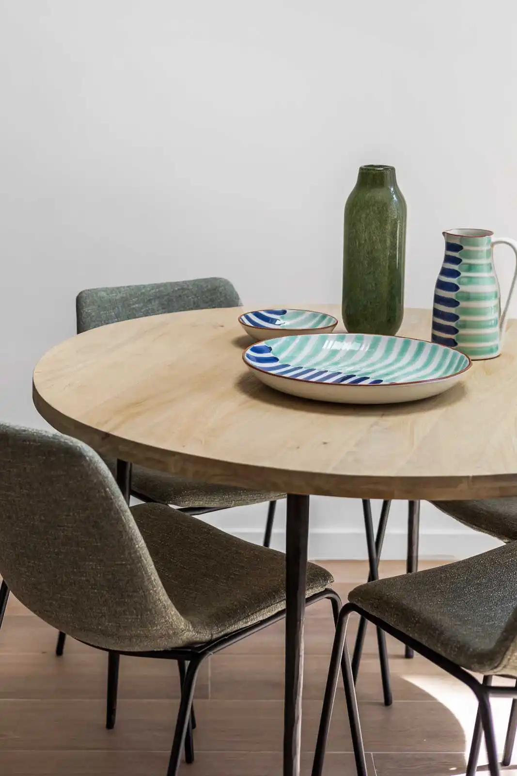 instapklaar gelijkvloersappartement met tuin (1slpk) foto 2