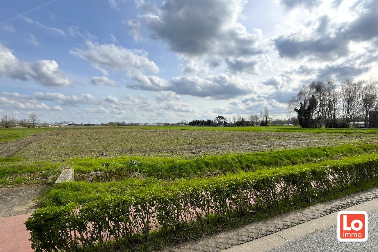 Goed gelegen landbouwgrond in de Voordestraat te Lochristi! foto 4