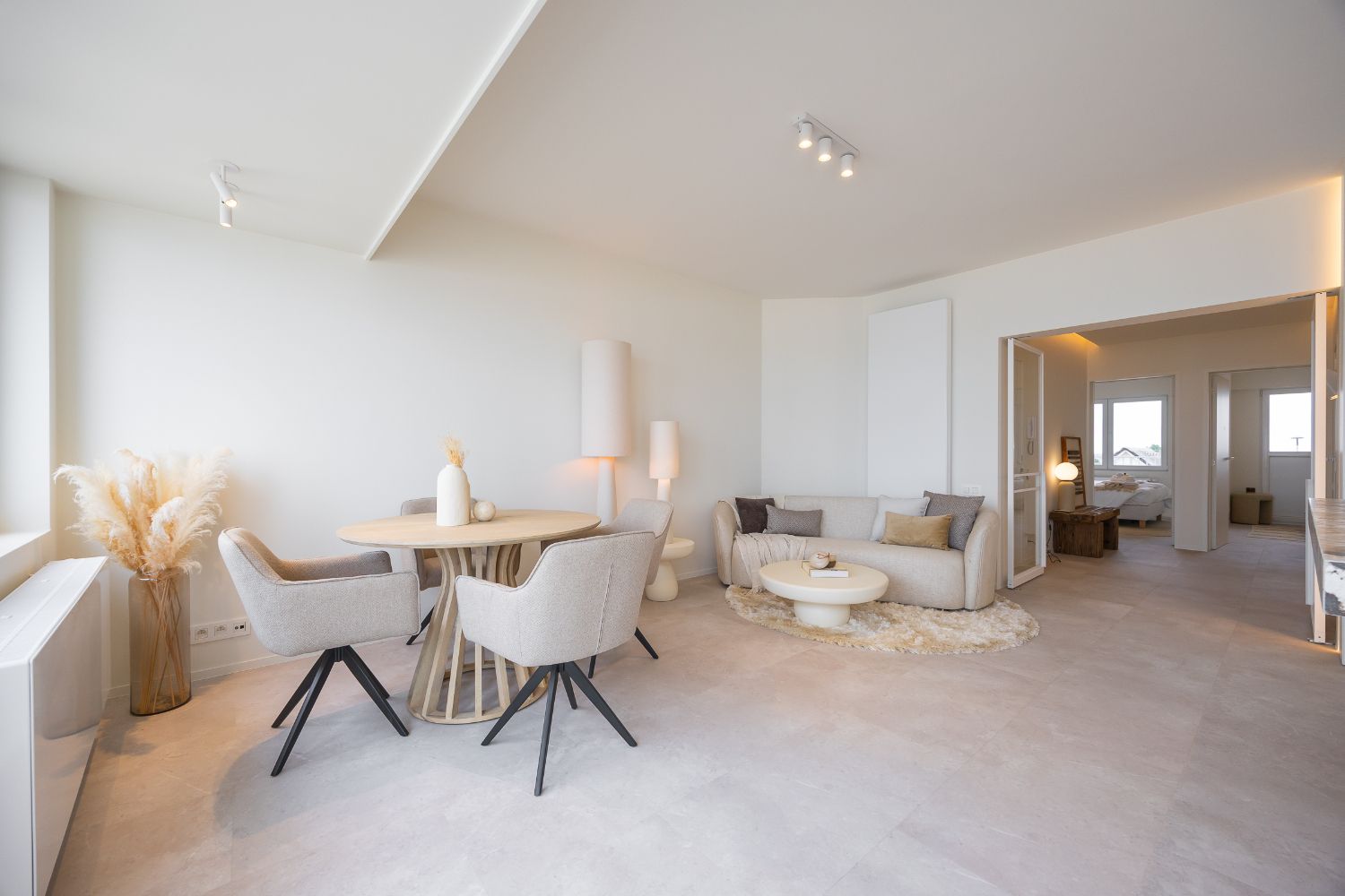 Luxueus 2 slaapkamer-appartement met frontaal zeezicht! foto 10
