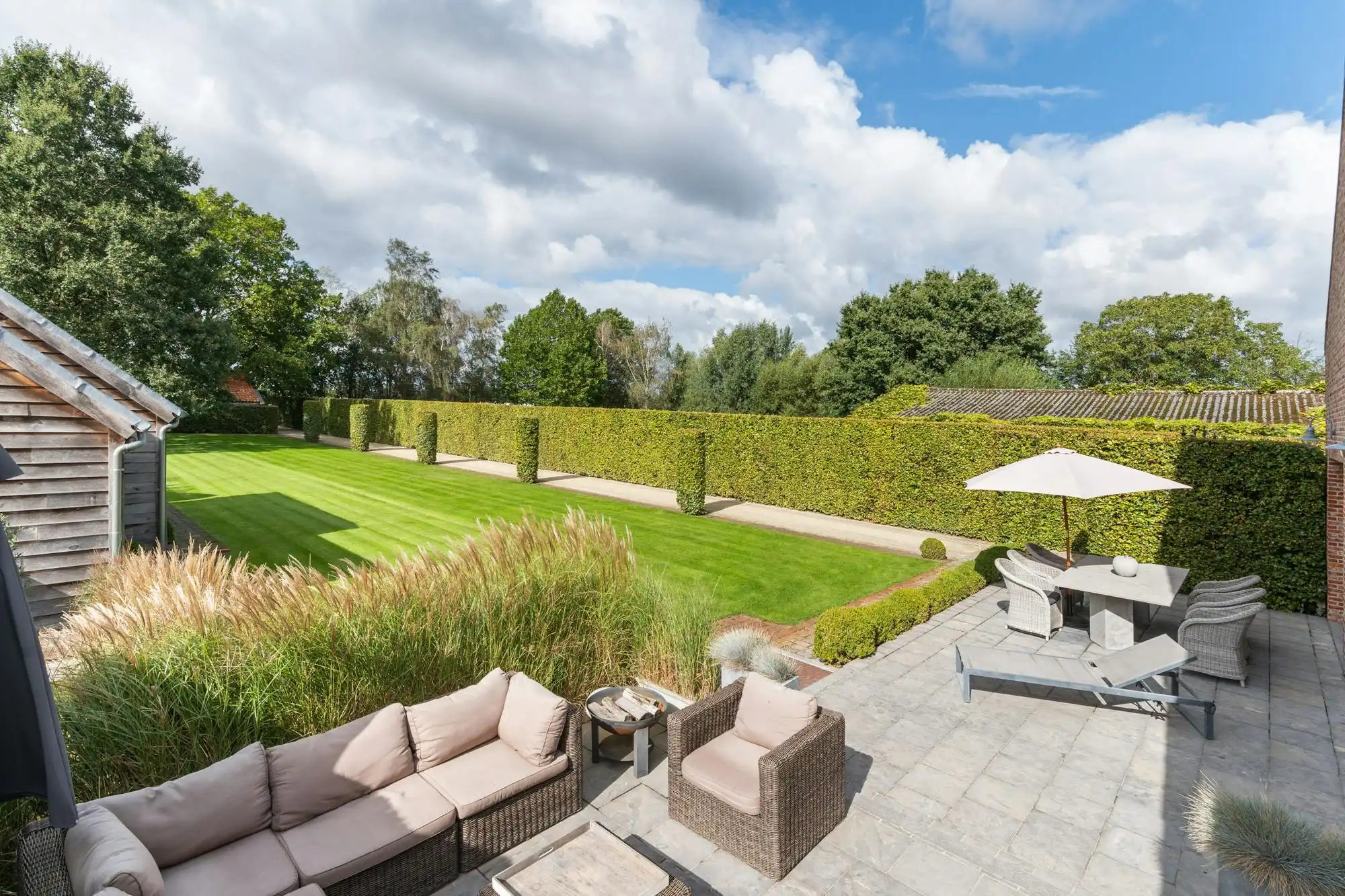 Woonst met B&B en appartement te koop in Minderhout foto 6