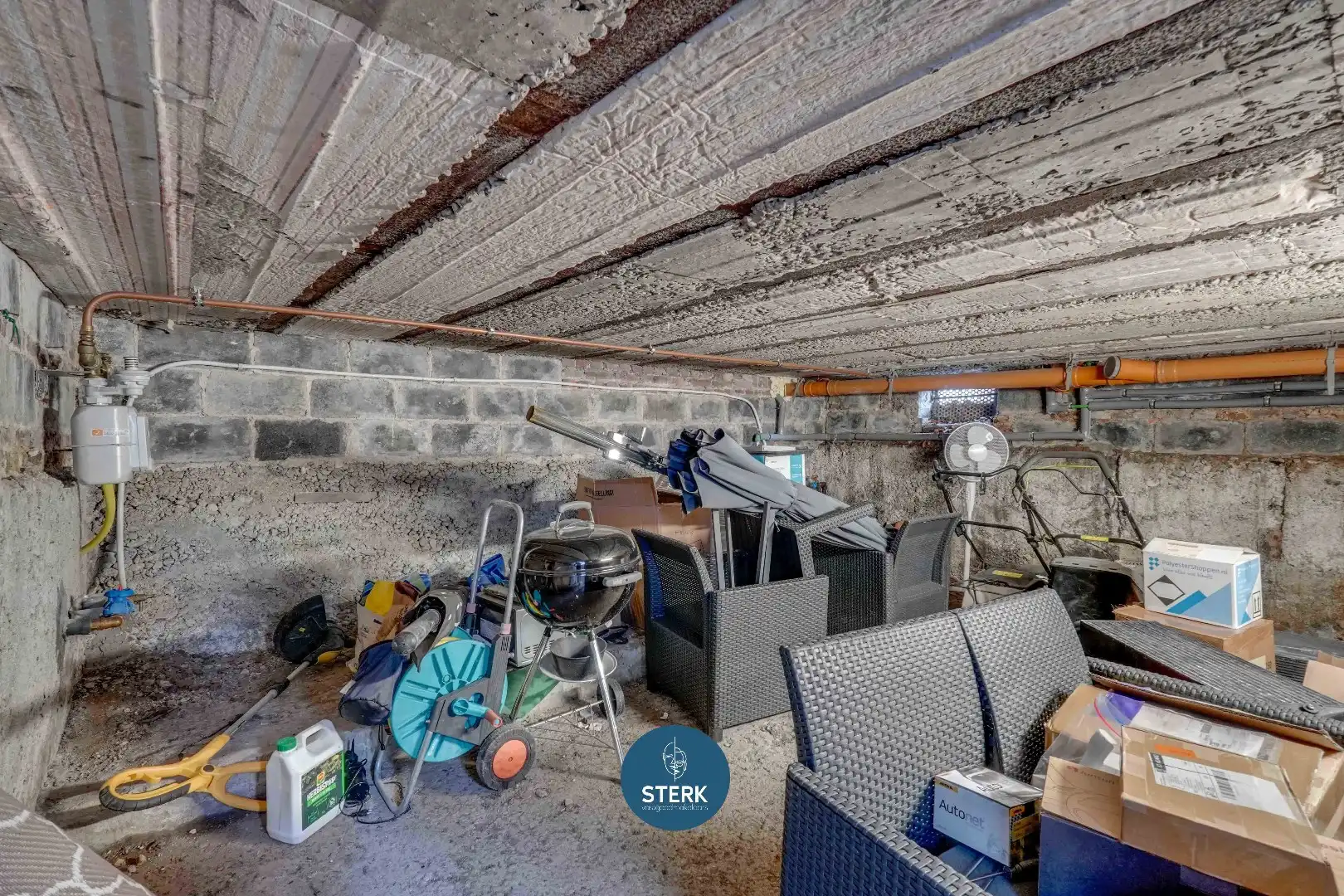 INSTAPKLARE WONING MET OP EEN CENTRALE LOCATIE LANAKEN !  foto 13