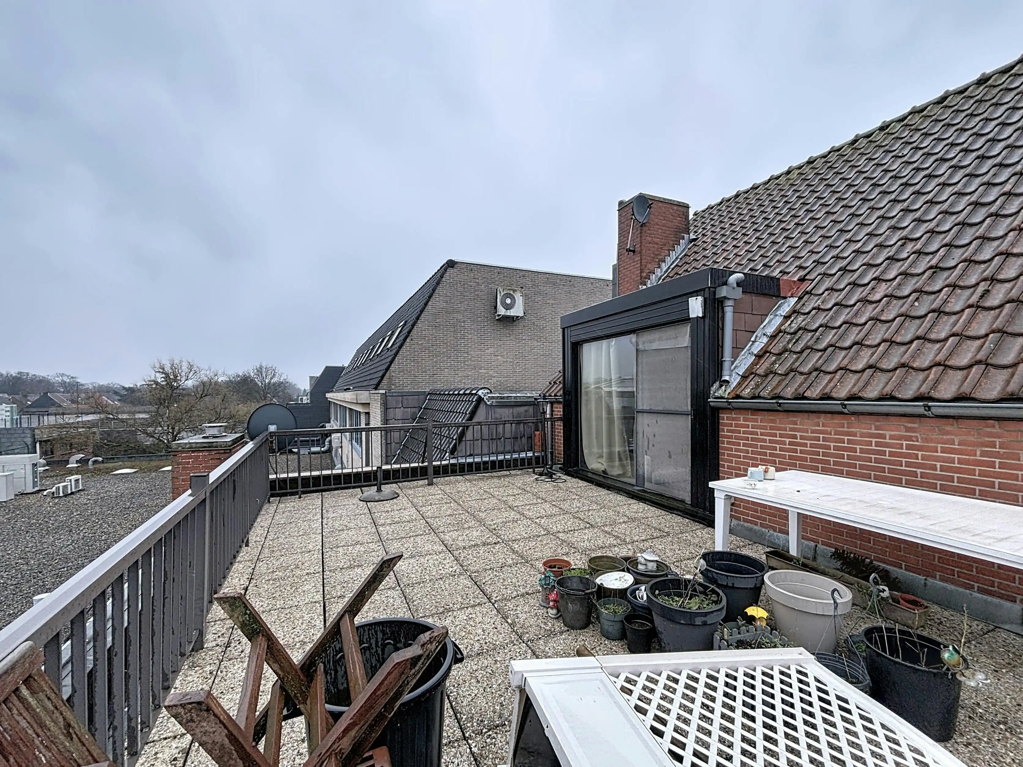 Studio met ruim terras te koop in centrum Kapellen! foto 11