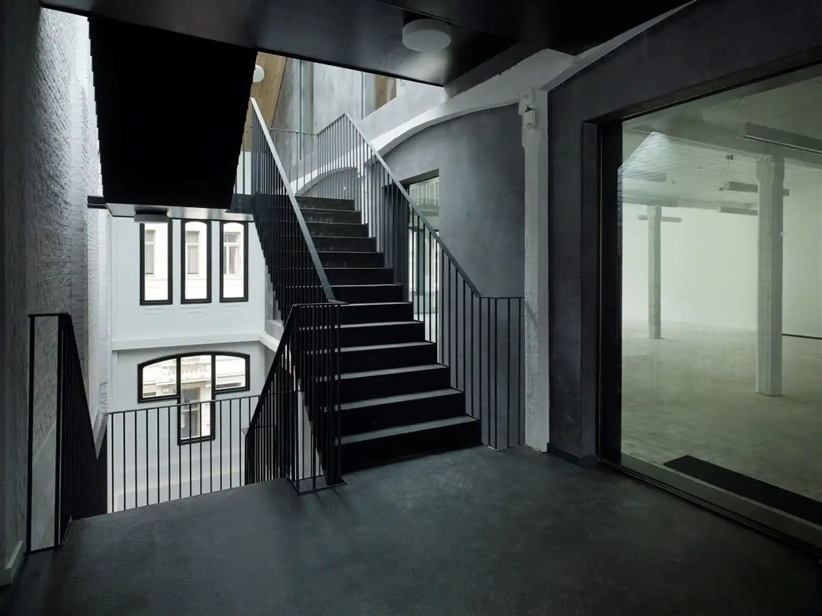 Kantoren gelegen in het prachtige pakhuis Valkeniers foto 15