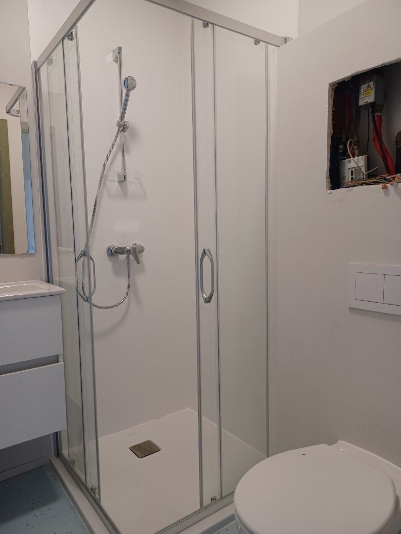 Studentenkamer(s) met douche, toilet en lavabo foto 7