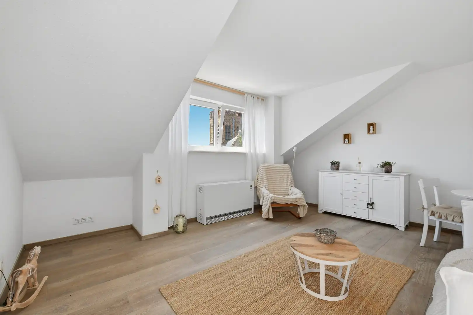 Instapklaar en gemeubeld 1-slaapkamerappartement met terras in hartje Wenduine foto 9