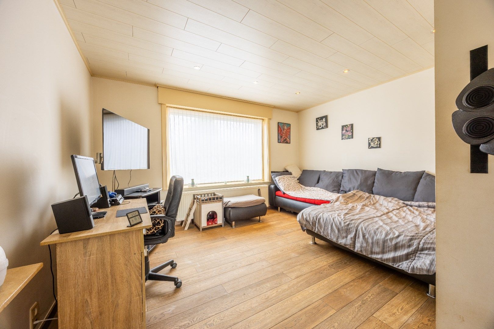 Halfopen woning met fantastisch grote tuin!  foto 6