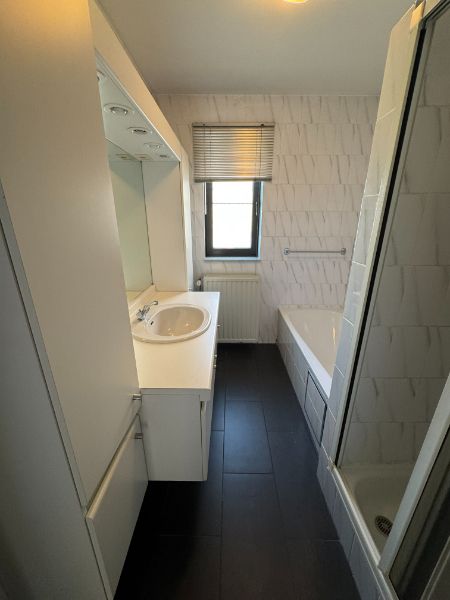 Gezellig appartement met 3 slaapkamers en garage foto 16