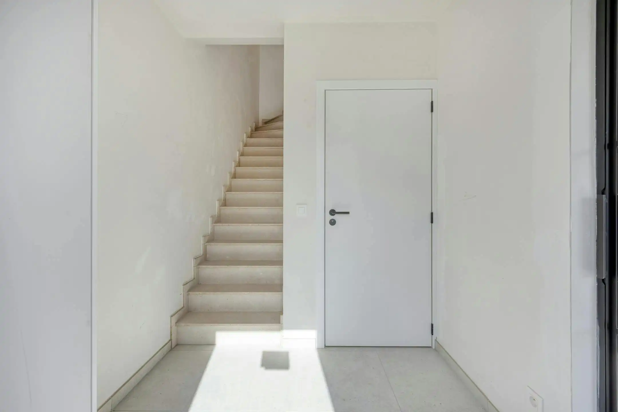 Afgewerkte nieuwbouwwoning te koop in Desselgem foto 9