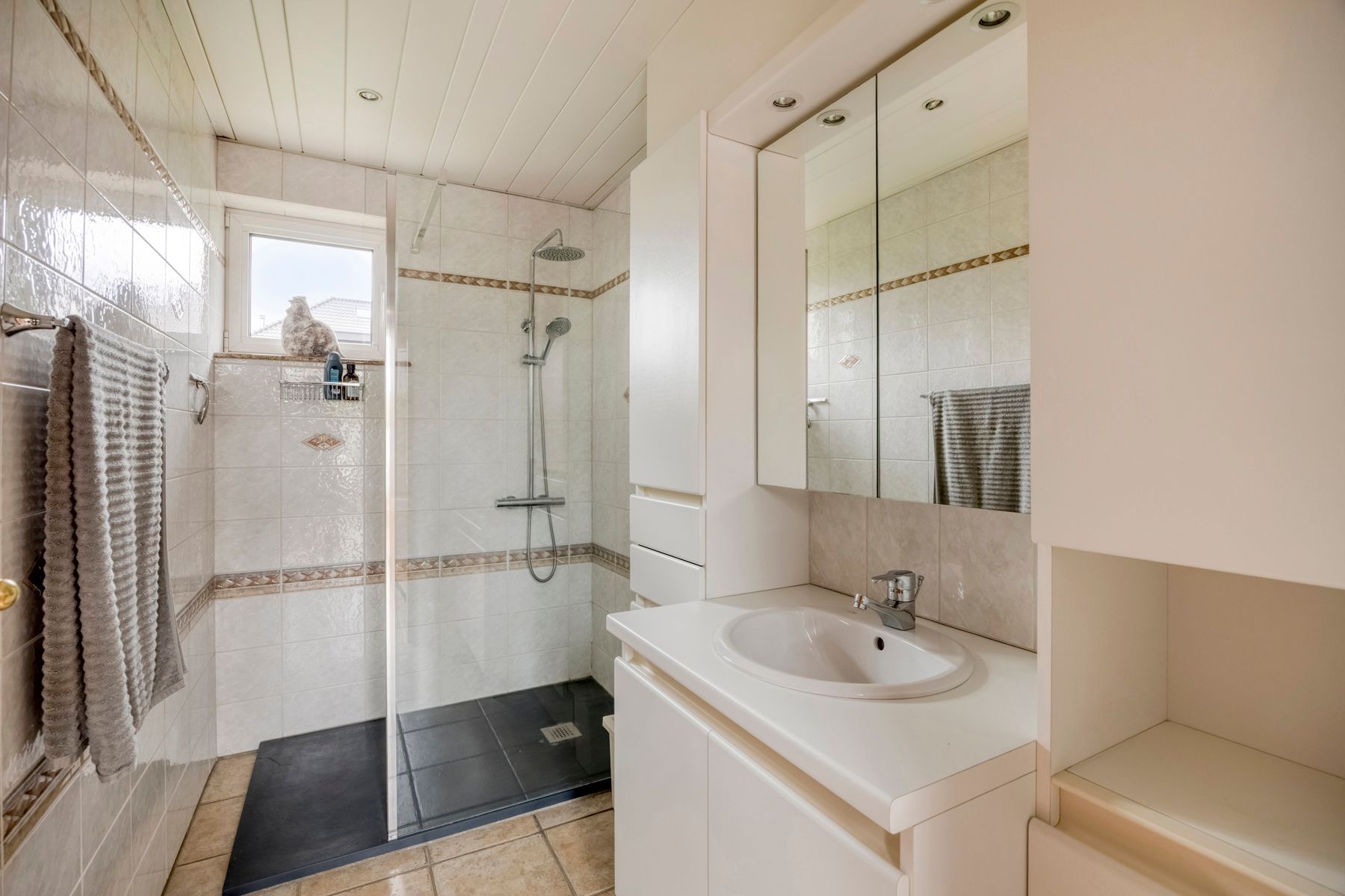 Bungalow te koop foto 13