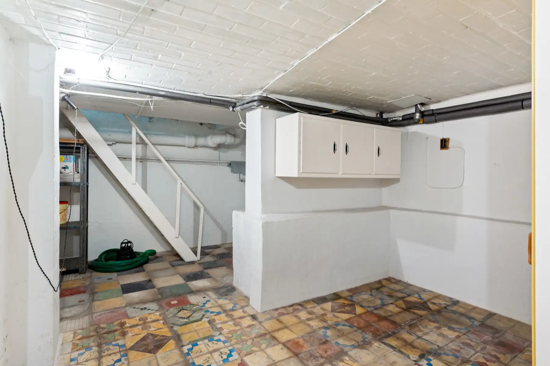 Te renoveren charmante woning op top locatie in Kapellen foto 17