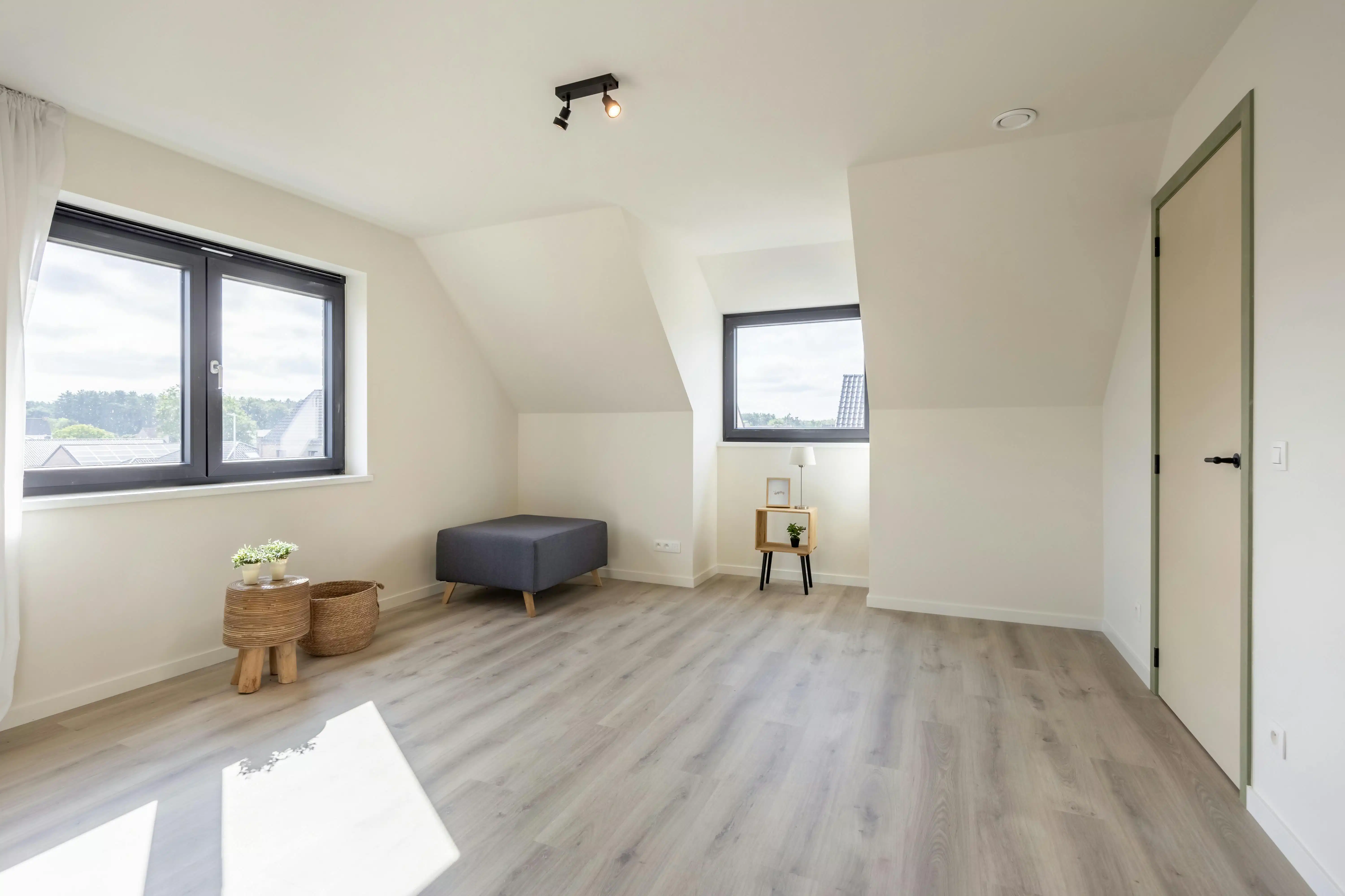 Prachtige nieuwbouwwoningen in een doodlopende straat foto 16